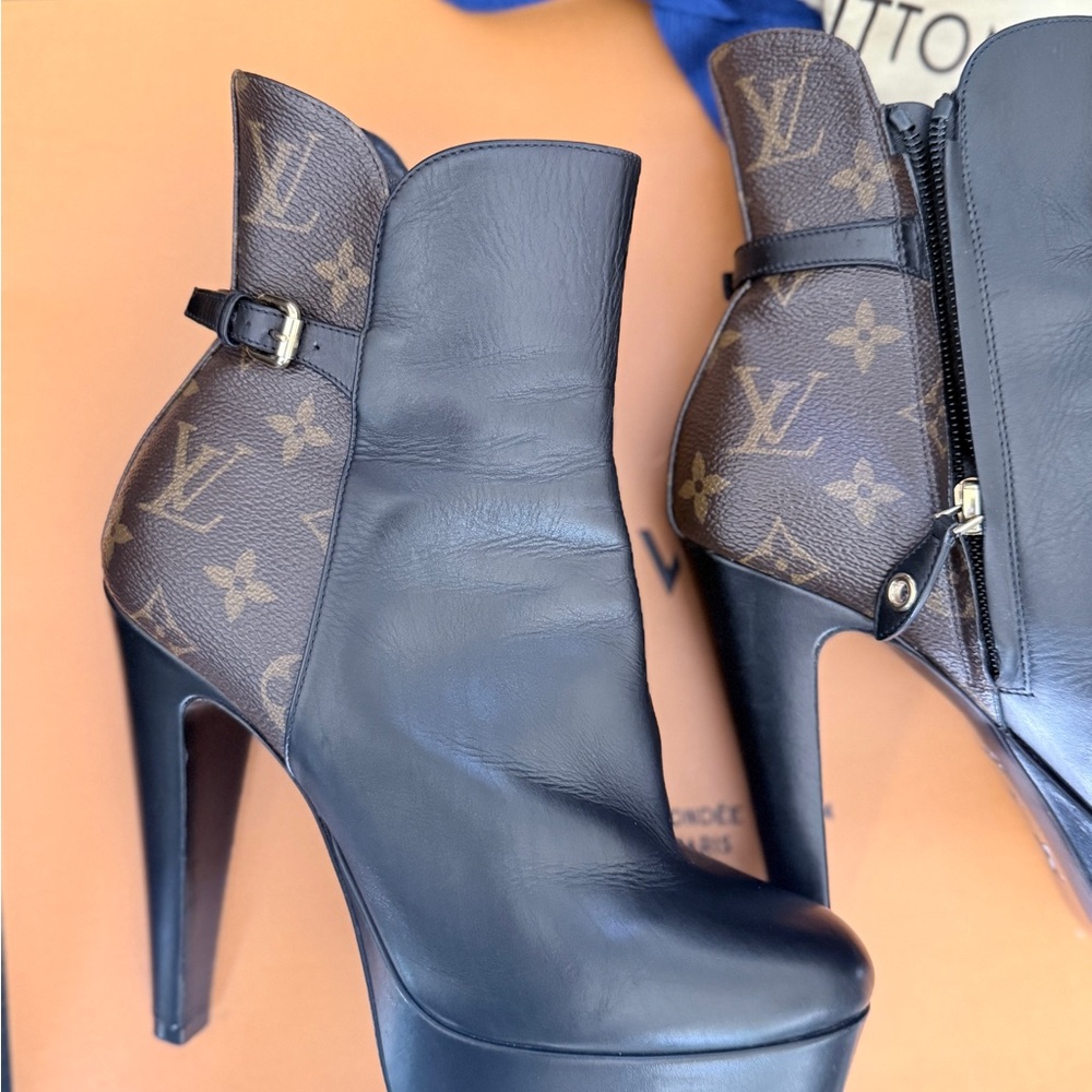 Louis Vuitton Monogram Black and Brown Heeled Boots size 6 - Picture 11 of 16